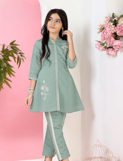 Mastarang Roman Silk Three Fourth Sleeves Floral Embroidered Kurti Bottom Set Dress for Girls