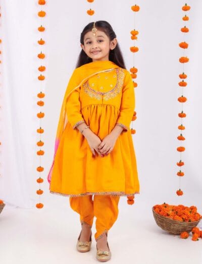 Girls mastarang orange suit sets