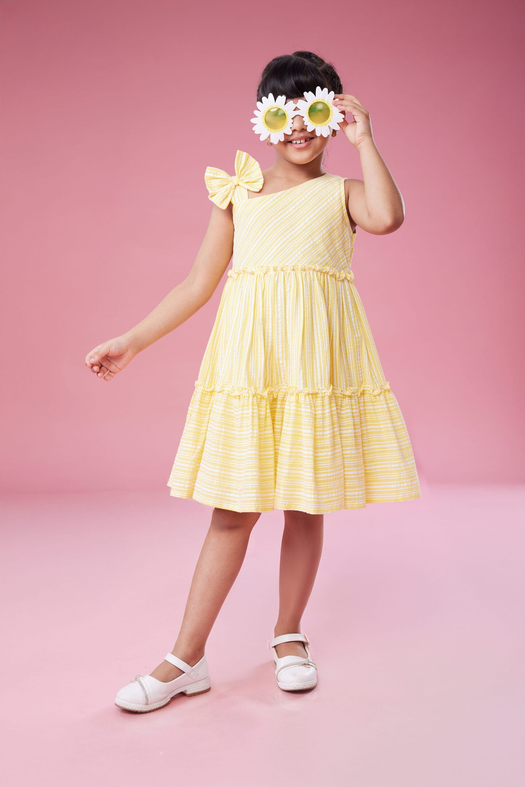 MT7161_Yellow_Dresses_01