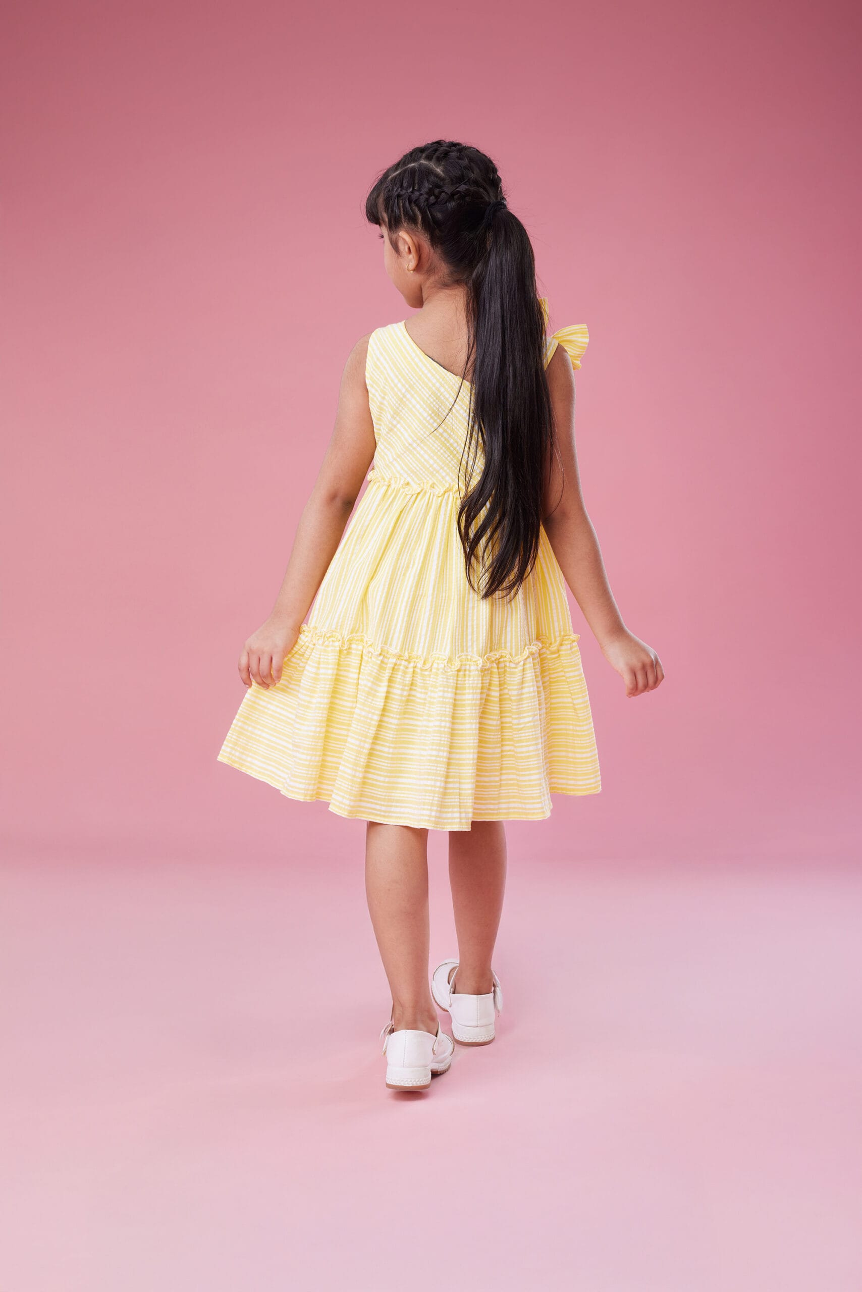 MT7161_Yellow_Dresses_05