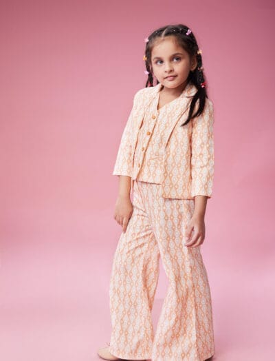 Three pc suit flared bottom and fashion cut waist cost and jacket